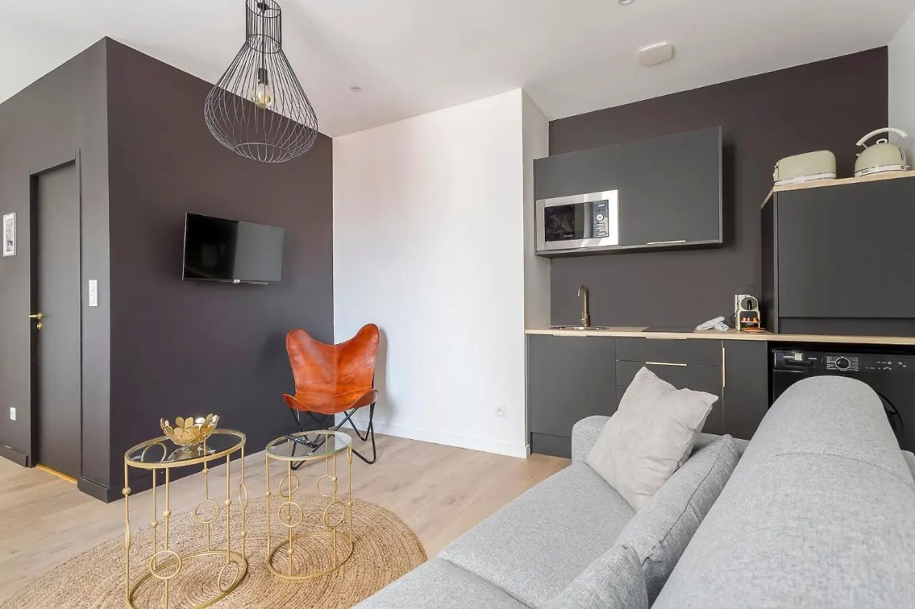 Tres Beau Studio - Lyon 3 شقة